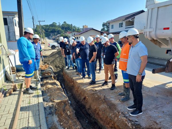Samae recebeu comitiva da Companhia Águas de Joinville