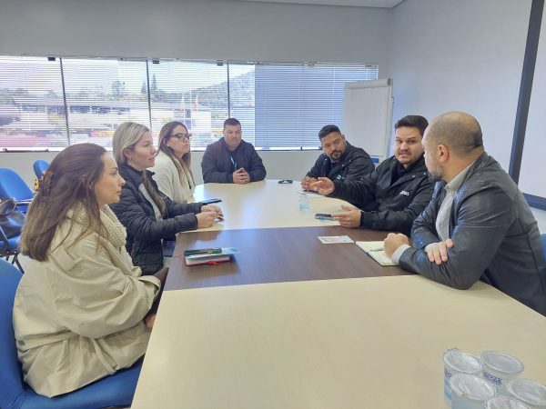 Samae compartilha experiências com representantes da Emasa de BC