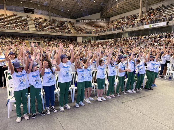Proeva forma mais de 2.500 estudantes e celebra 20 anos de educação ambiental