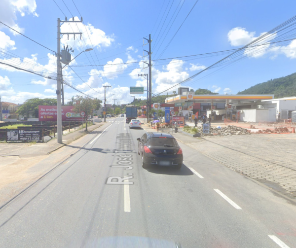 Samae realiza consertos na rede de água da Rua José Theodoro Ribeiro