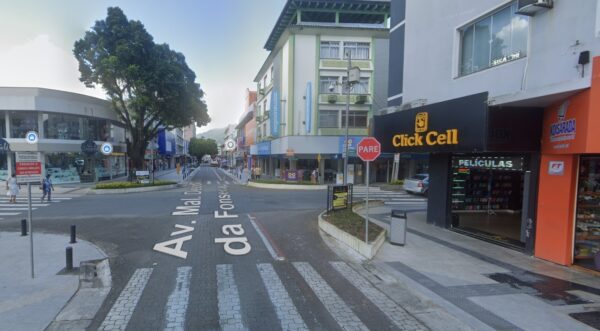 Samae fará troca e nivelamento de tampa de esgoto na Avenida Marechal Deodoro da Fonseca