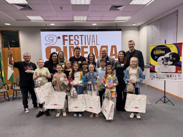 Samae participou do 9º Festival de Cinema com vídeos produzidos por estudantes do Proeva